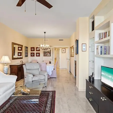 Fancy 2 Bedroom Apart In Las Mimosas, Cabopinos