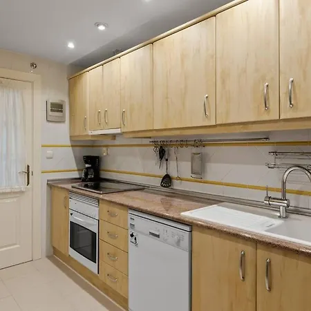 Fancy 2 Bedroom Apart In Las Mimosas, Cabopinos Apartment *